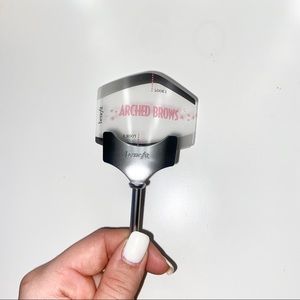 Benefit Brow Stencil